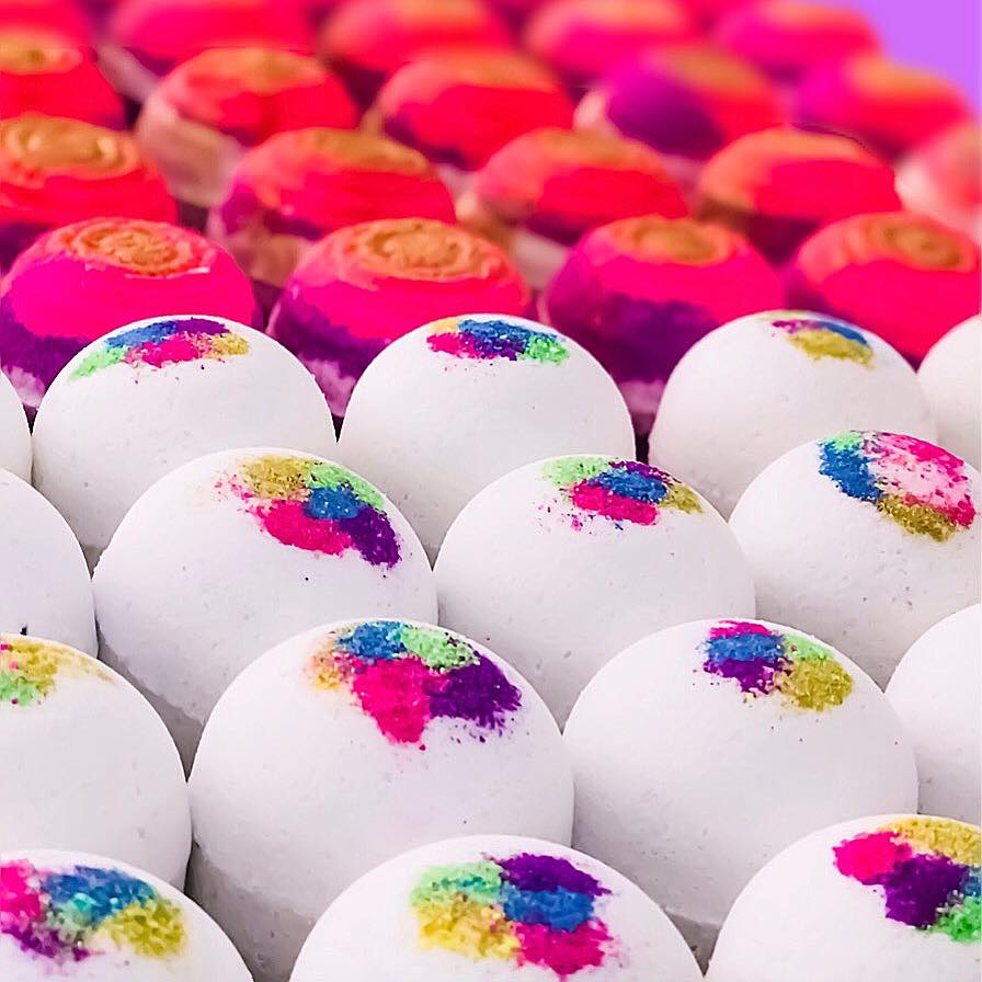 bubblz rainbow bathbomb