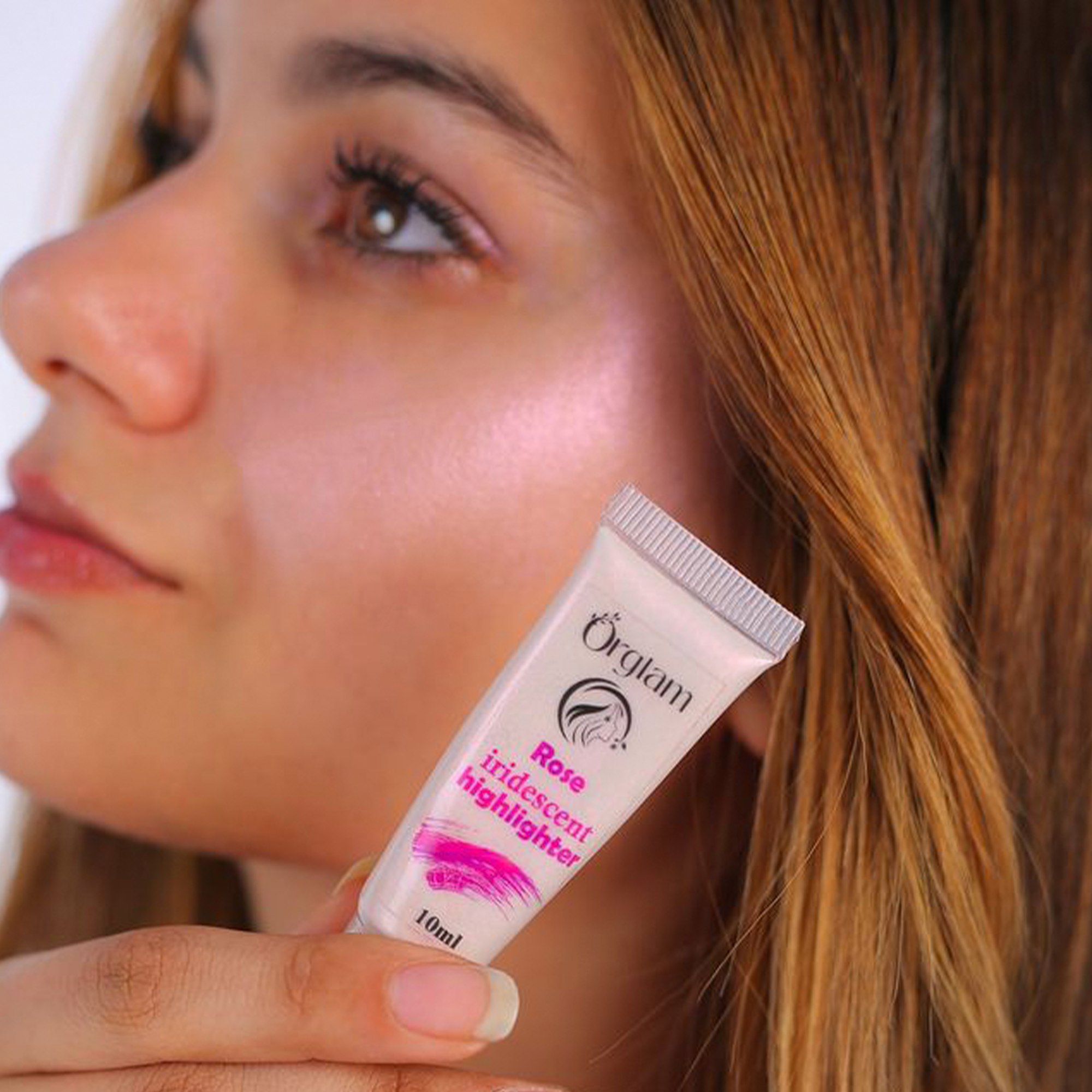 Iridescent Highlighter